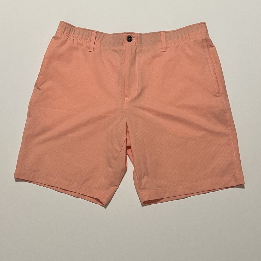 Under Armour Golf Shorts Preppy Stretch Performance Salmon Peach Men's size 38
